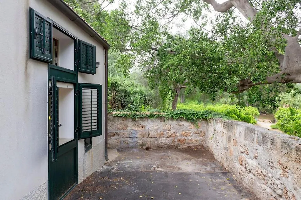 A Casa Di Zara Apartment Palermo Italy